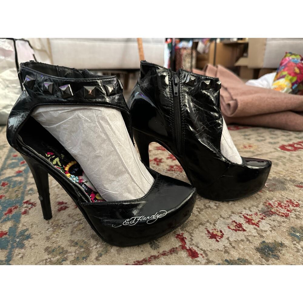 Ed Hardy Women's Black Leather Geisha Studded Pump Heels Size 9